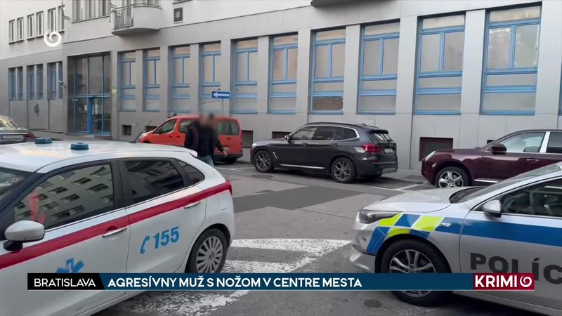 AGRESÍVNY MUŽ S NOŽOM V CENTRE MESTA