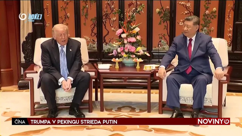 TRUMPA V PEKINGU STRIEDA PUTIN