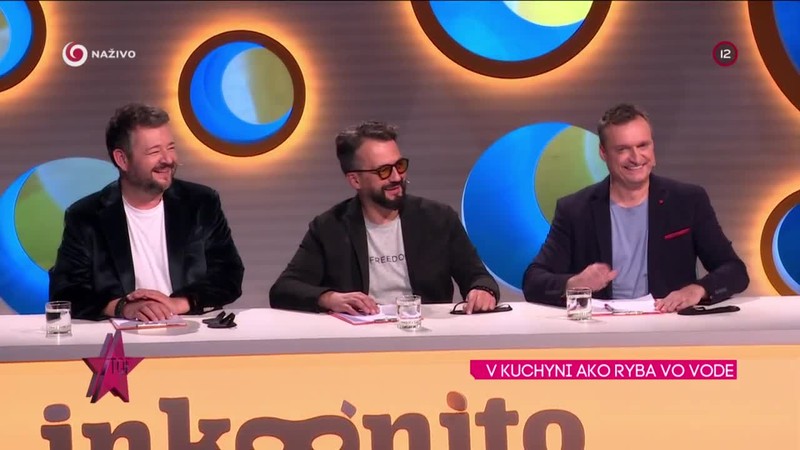 V KUCHYNI AKO RYBA VO VODE