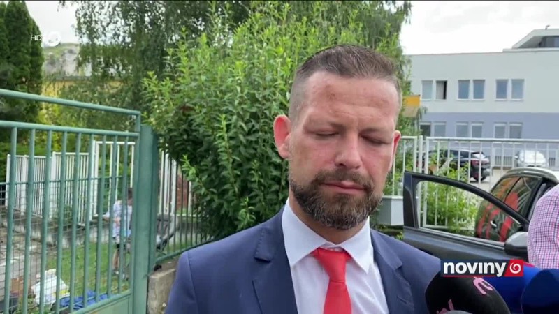 Sklenka chce prehovoriť