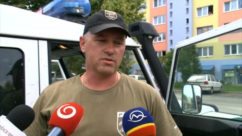 Pyrotechnici zasahovali na sídlisku. Pri odpadkovom koši ležal granát