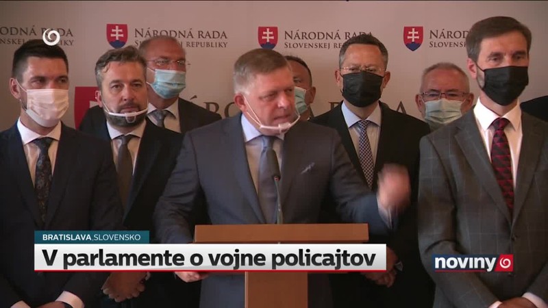 V parlamente o vojne policajtov