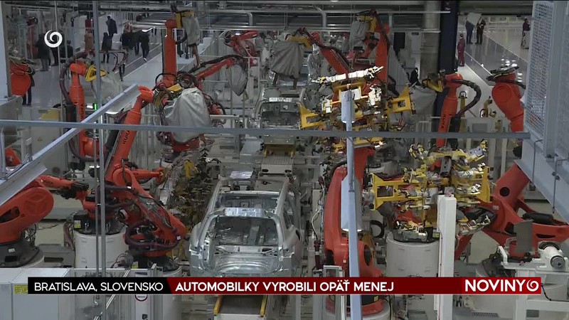 AUTOMOBILKY VYROBILI OPÄŤ MENEJ