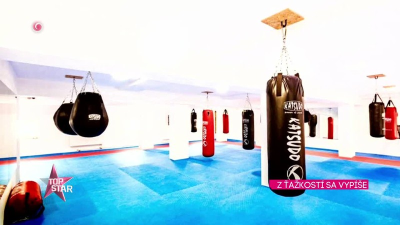 Z ŤAŽKOSTÍ SA VYPÍŠE