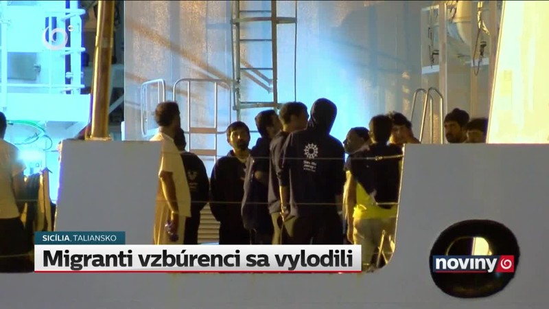 Migranti vzbúrenci sa vylodili