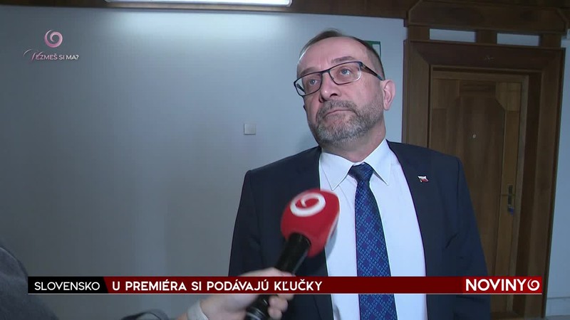 U PREMIÉRA SI PODÁVAJÚ KĽUČKY