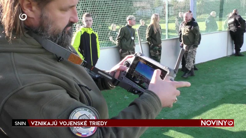 VZNIKAJÚ VOJENSKÉ TRIEDY