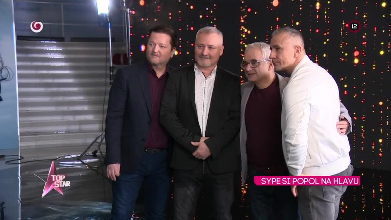 SYPE SI POPOL NA HLAVU