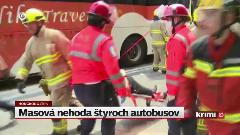 Masová nehoda štyroch autobusov