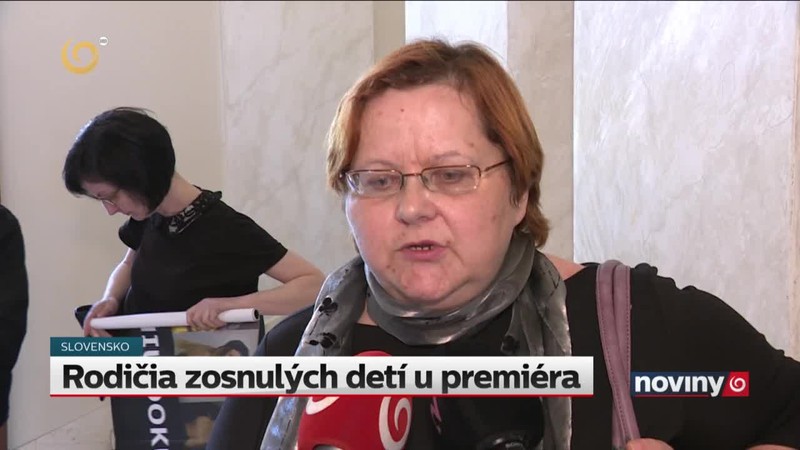 Rodičia zosnulých detí u premiéra