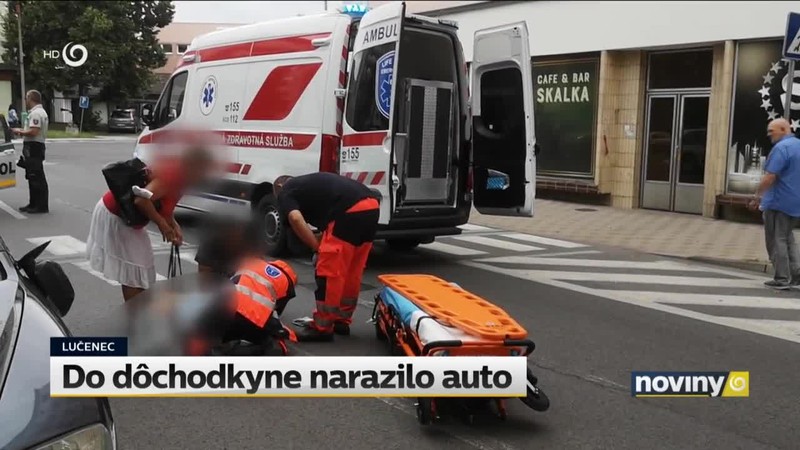 Do dôchodkyne narazilo auto