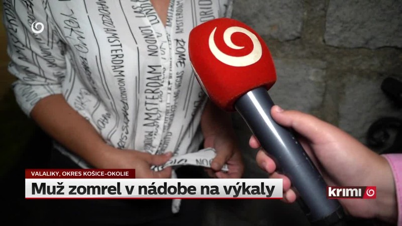 Muž zomrel v nádobe na výkaly