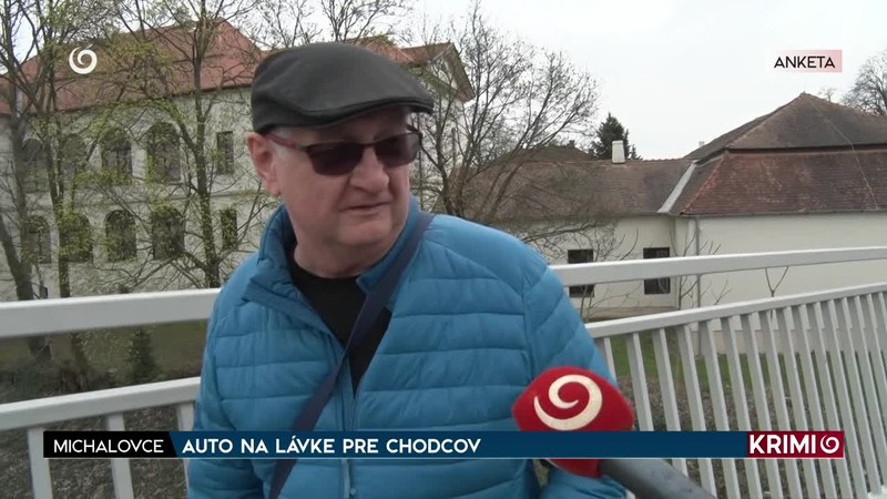 AUTO NA LÁVKE PRE CHODCOV