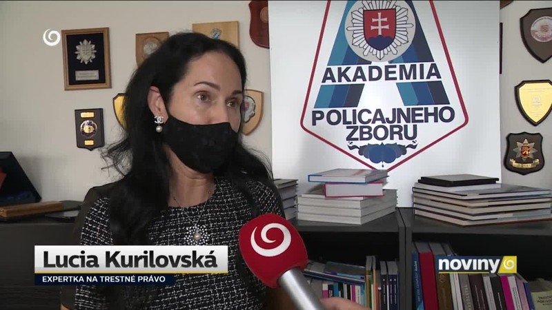 Odsúdili aj policajtku