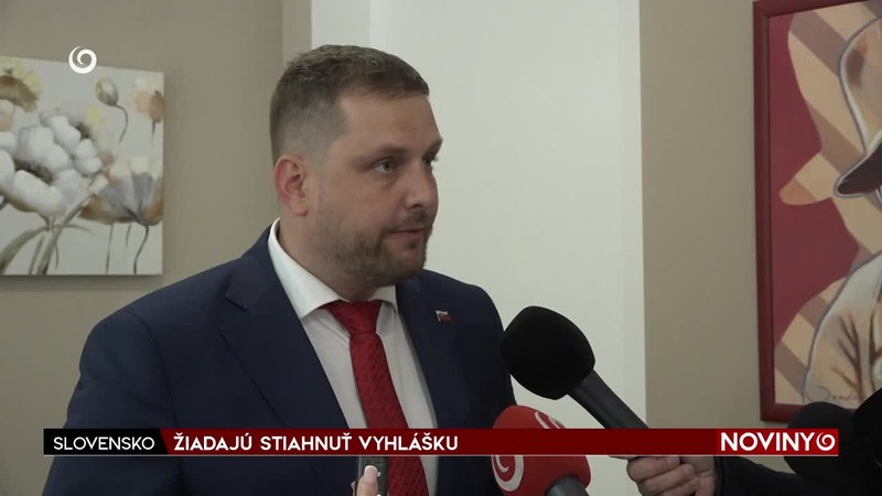 ŽIADAJÚ STIAHNUŤ VYHLÁŠKU