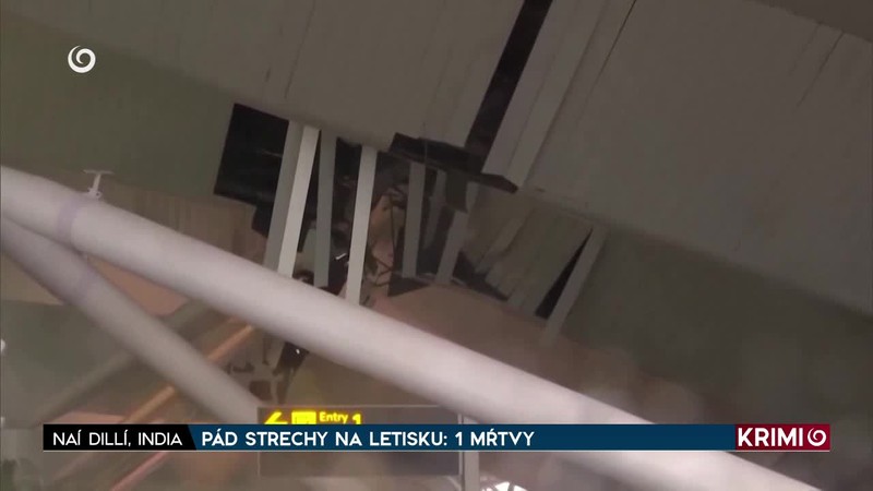 PÁD STRECHY NA LETISKU