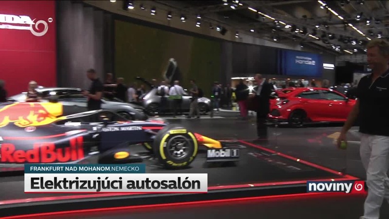 Elektrizujúci autosalón