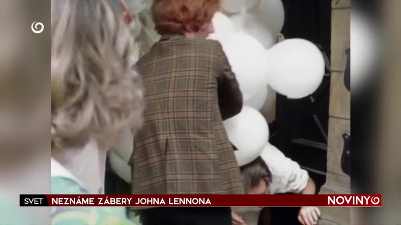 NEZNÁME ZÁBERY JOHNA LENNONA