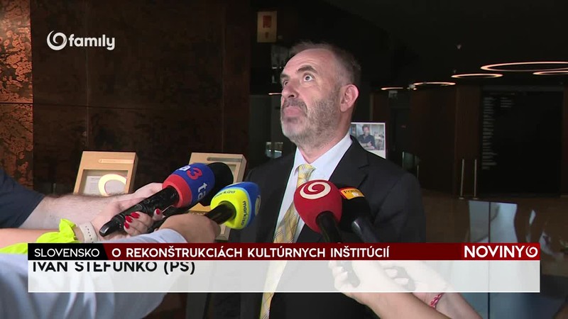 O REKONŠTRUKCIÁCH KULTÚRNYCH INŠTITÚCIÍ