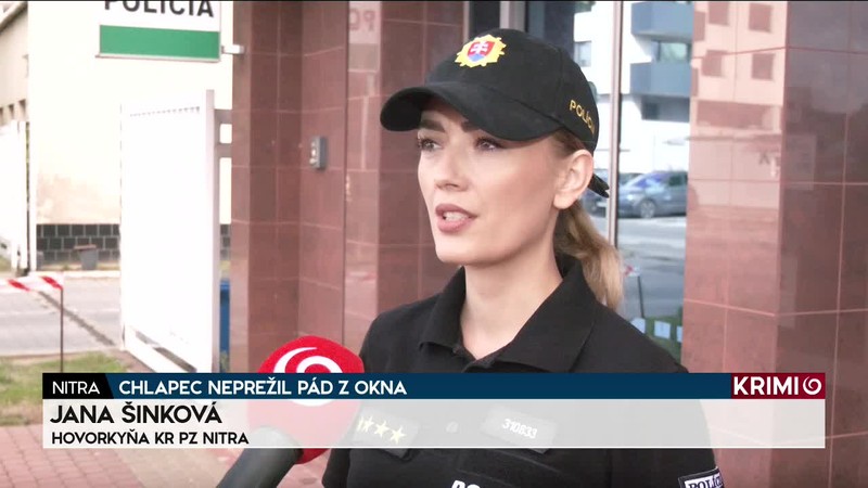 CHLAPEC NEPREŽIL PÁD Z OKNA
