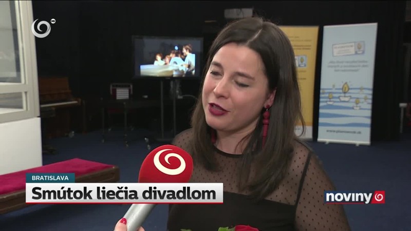 Smútok liečia divadlom