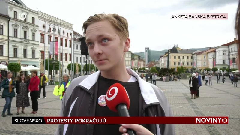 PROTESTY POKRAČUJÚ