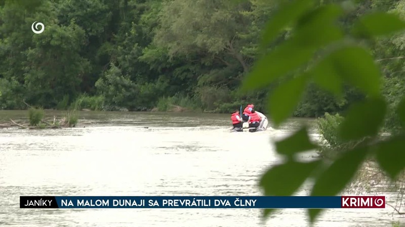 NA MALOM DUNAJI SA PREVRÁTILI DVA ČLNY