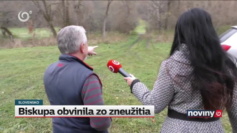 Biskupa obvinila zo zneužitia