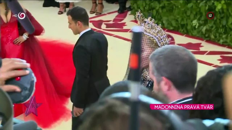 MADONNINA PRAVÁ TVÁR