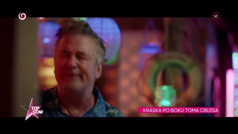 KRÁSKA PO BOKU TOMA CRUISA