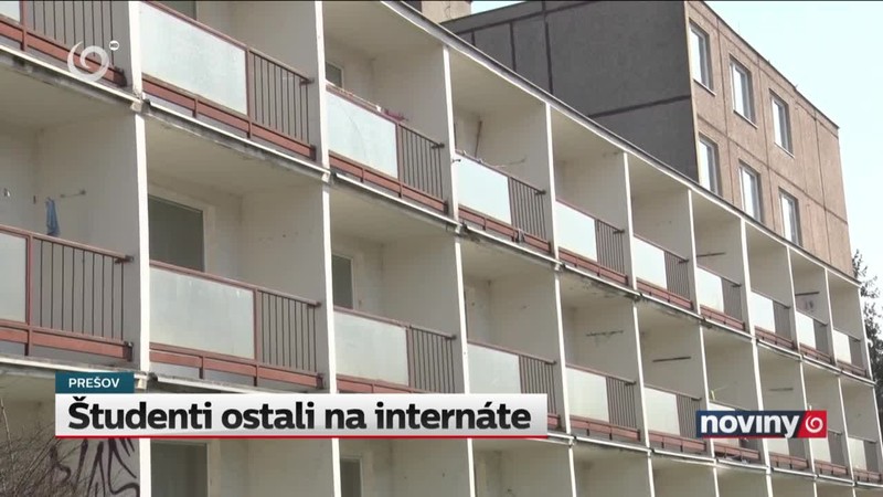 Študenti ostali na internáte