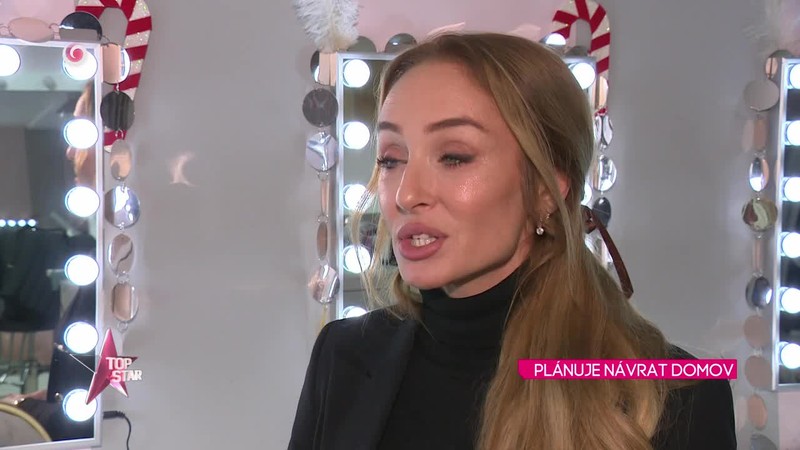 PLÁNUJE NÁVRAT DOMOV