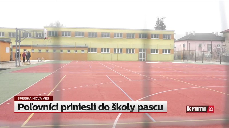 Poľovníci priniesli do školy pascu