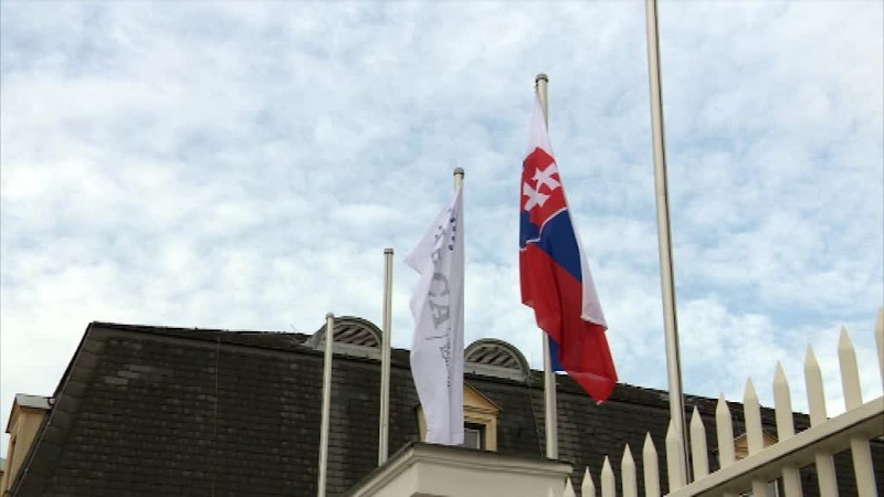 Fico chce úrad na ochranu verejného záujmu. Má chrániť ľudí bojujúcich proti korupcii