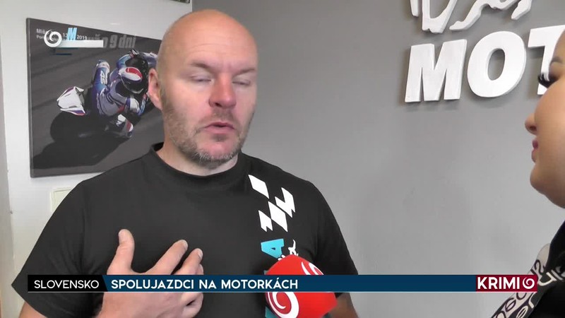 SPOLUJAZDCI NA MOTORKÁCH