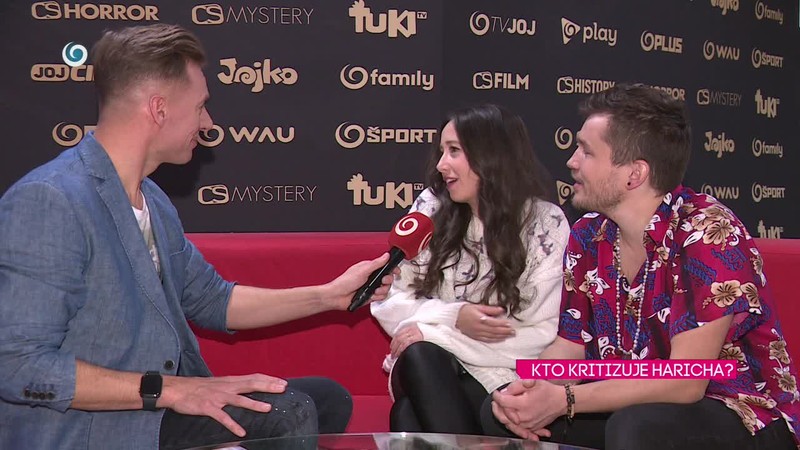 Kto kritizuje Haricha?