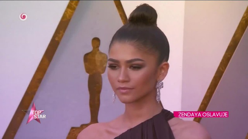ZENDAYA OSLAVUJE