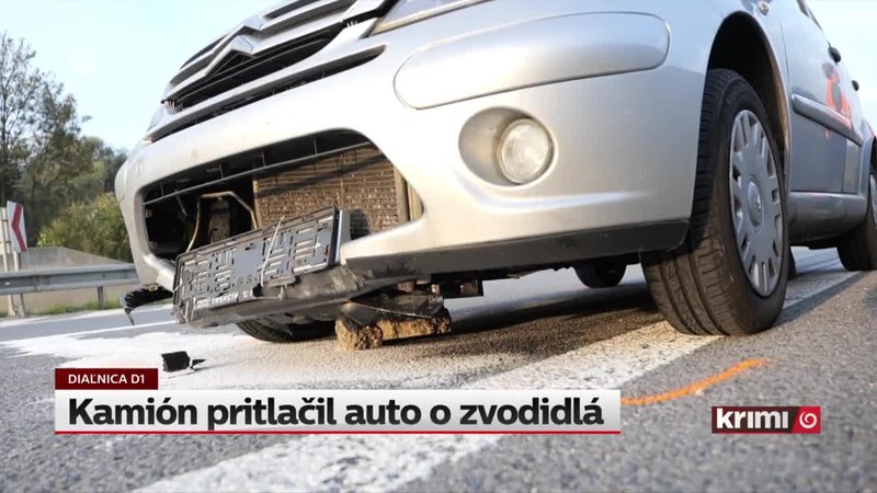 Kamión pritlačil auto o zvodidlá