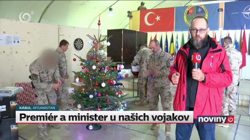 Premiér a minister u našich vojakov
