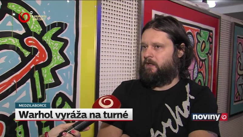 Warhol vyráža na turné