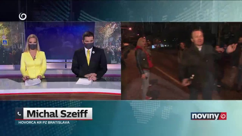 Situácia pred Úradom vlády