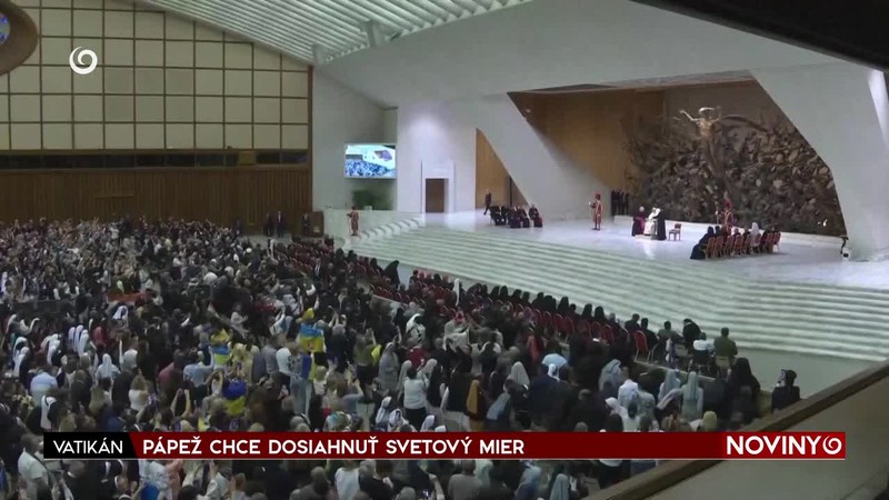 PÁPEŽ CHCE DOSIAHNUŤ SVETOVÝ MIER