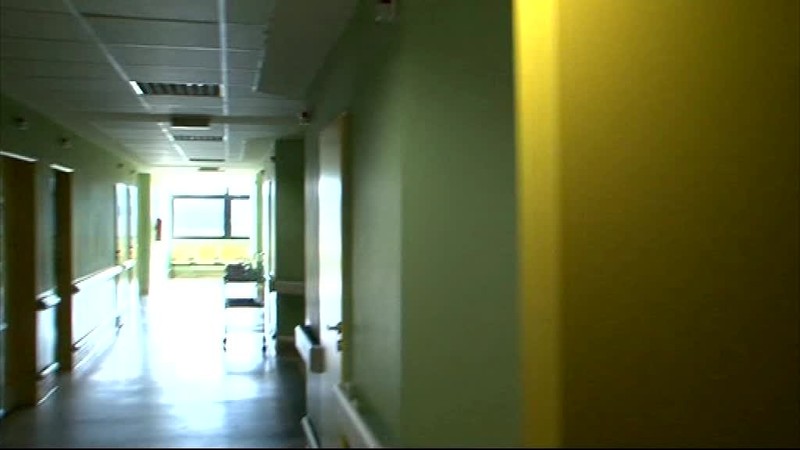 Nehoda pri Liptovskom Hrádku. Zasahoval vrtuľník