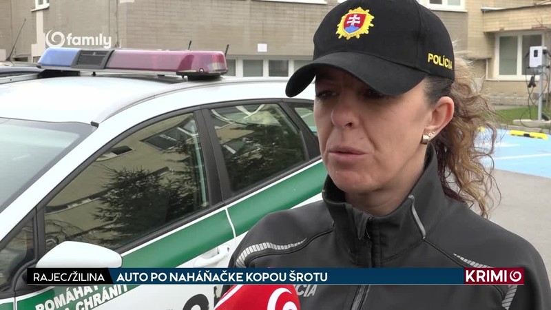 AUTO PO NAHÁŇAČKE KOPOU ŠROTU