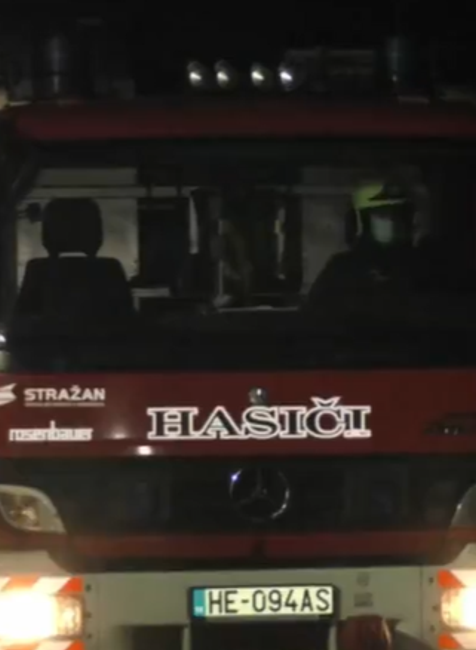 Z auta zostal iba vrak