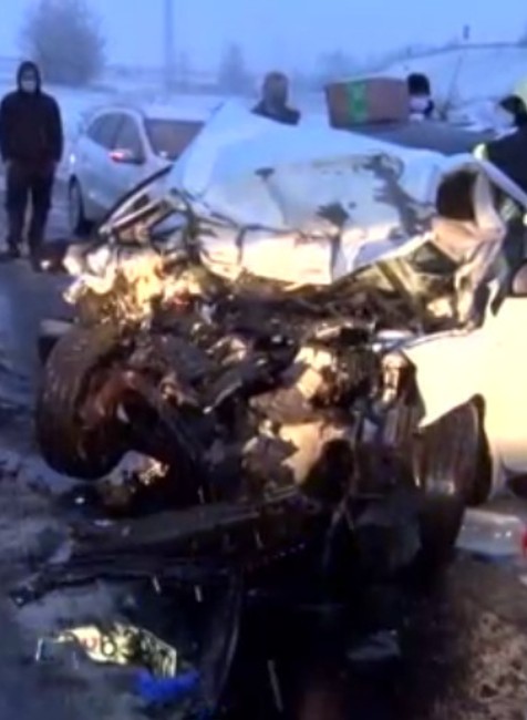 Auto narazilo do posýpača