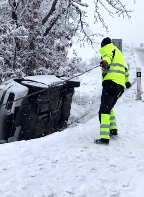 Pri nehode stačí zavolať 112. Akú možnosť majú ale sluchovo či rečovo znevýhodnení?