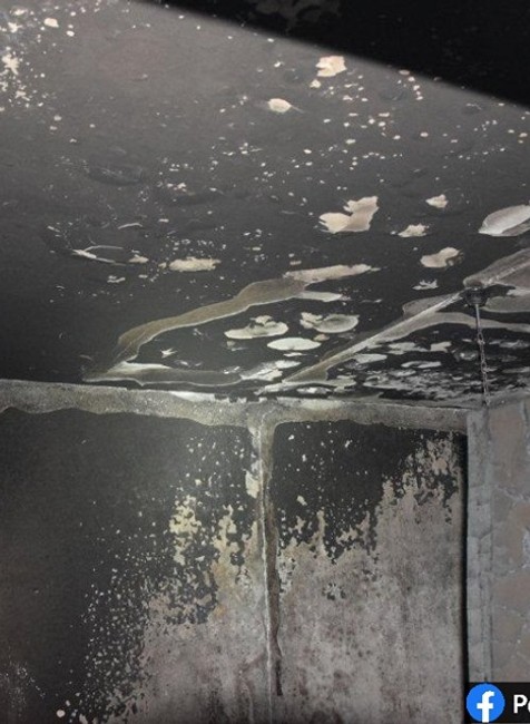 Byt zhorel do tla. Pri záchrane sa zranili aj traja policajti