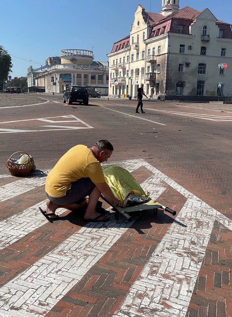 Ukrajina Rusko Černihiv útok obete zranení vojna na ukrajine (4)