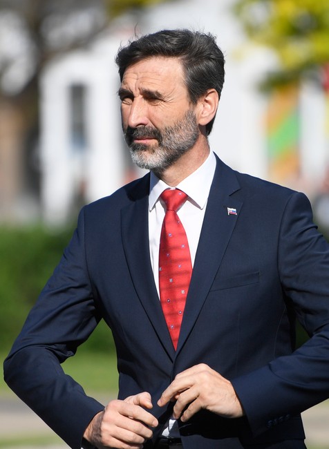 vlada25_11_4_2024034041